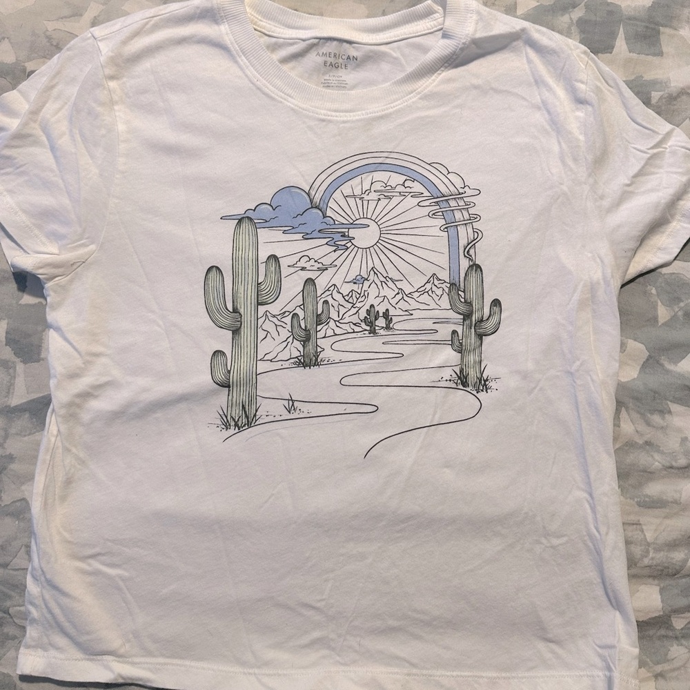 -american eagle graphic slightly cropped tee